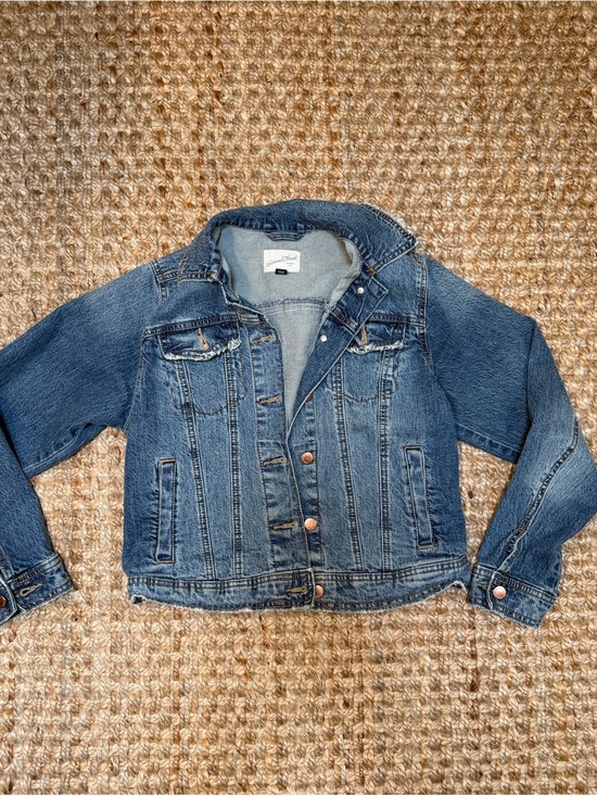 Universal Thread Jackets & Blazers - Universal Thread  Denim Jacket